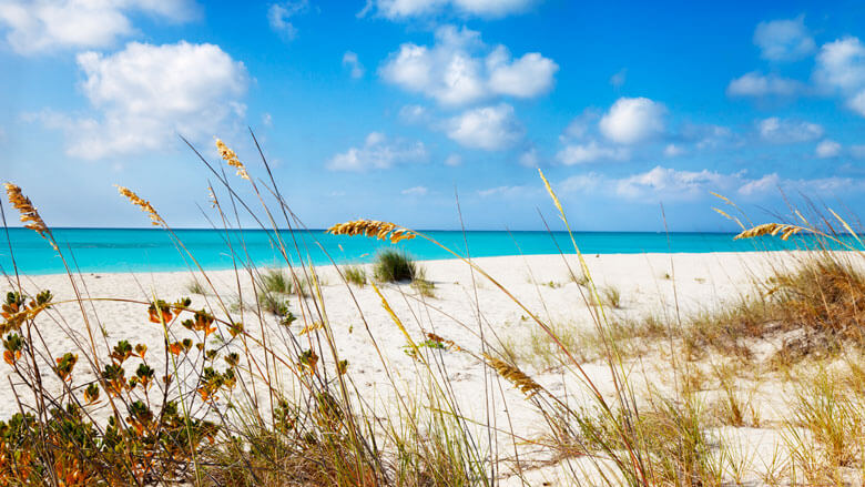 Las 20 mejores playas del mundo para viajar 2