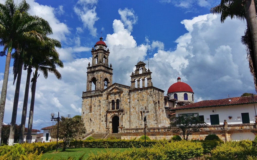 La joya de América del Sur, Colombia tiene algo para todos. Aquí hay 24 de los mejores lugares para visitar en Colombia, según lo recomendado por los escritores de viajes.